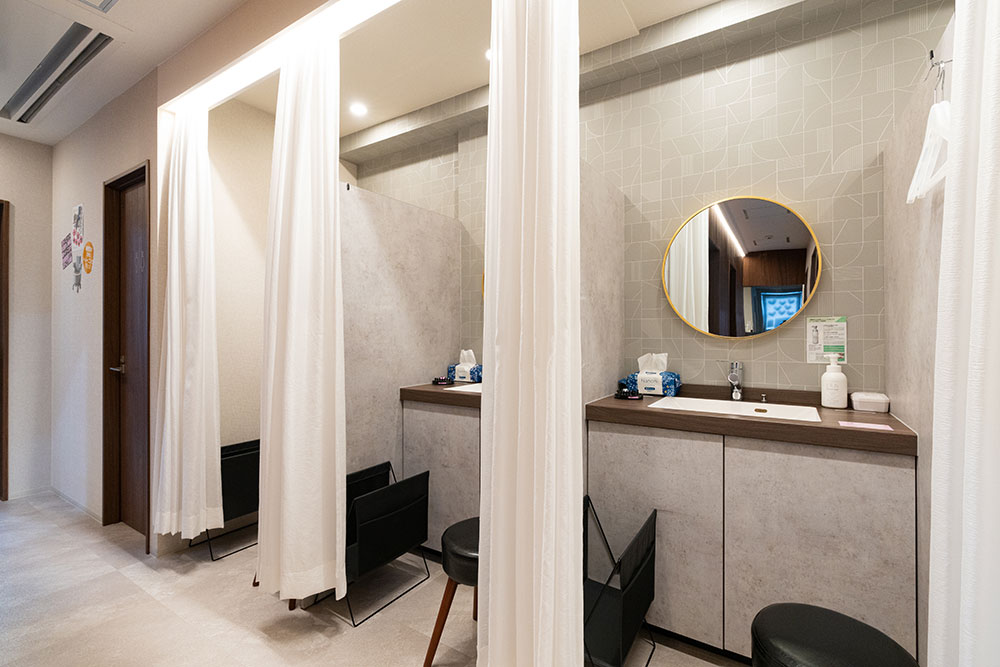 パウダールーム